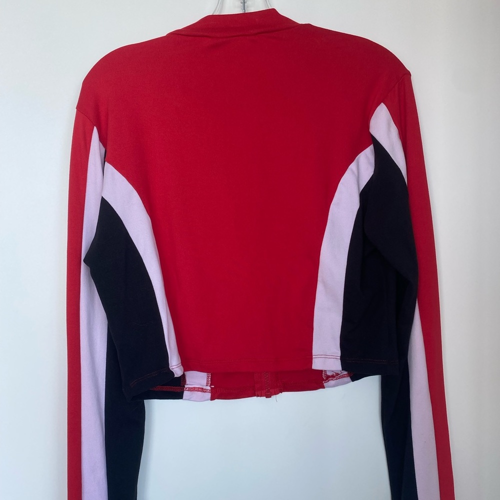 Color Block Long Sleeve - Picture 3 of 4